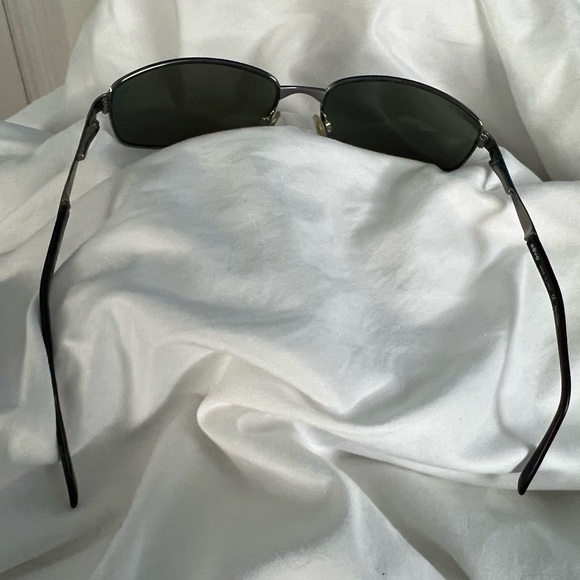 Vintage Revo Blue polarized H2o sunglasses.  Style 3050 - Picture 4 of 10